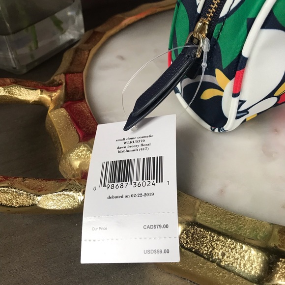 Kate Spade Dawn Breezy Small Dome Cosmetic Bag NWT - Picture 3 of 6